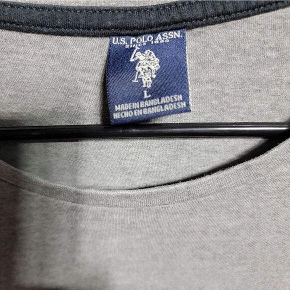 U.S. Polo Pocketed Long Sleeve T-Shirt SZ L #110 - Picture 3 of 3